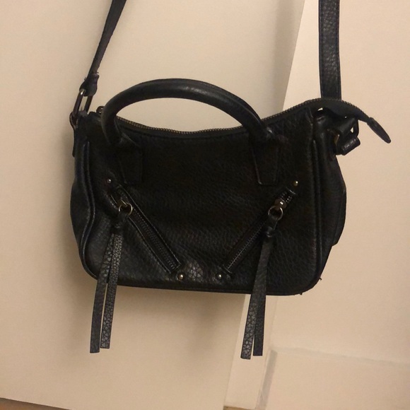 Moving sale Express cross body purse - Picture 1 of 7
